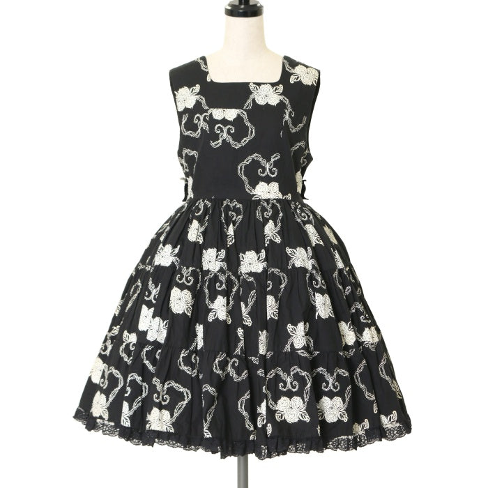 USED】茨柄ジャンパースカート（黒×白） | metamorphose Wunderwelt Online Shop - Gothic &  Lolita Second-hand Clothing