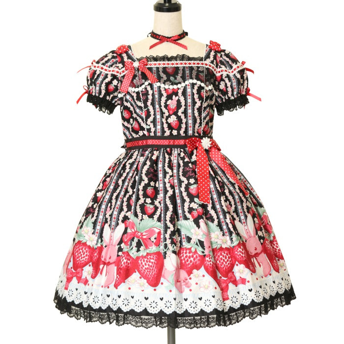 USED】Little Bunny Strawberryワンピース | Angelic Pretty ...