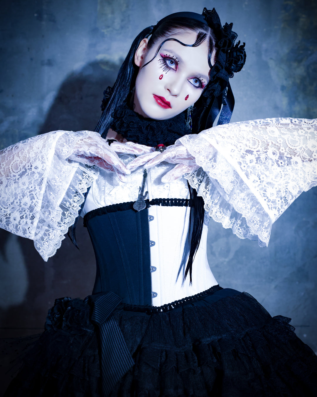 Round Switching Cutsew | Moi-même-Moitié | Wunderwelt Fleur - Online  Boutique for Gothic & Lolita Fashion