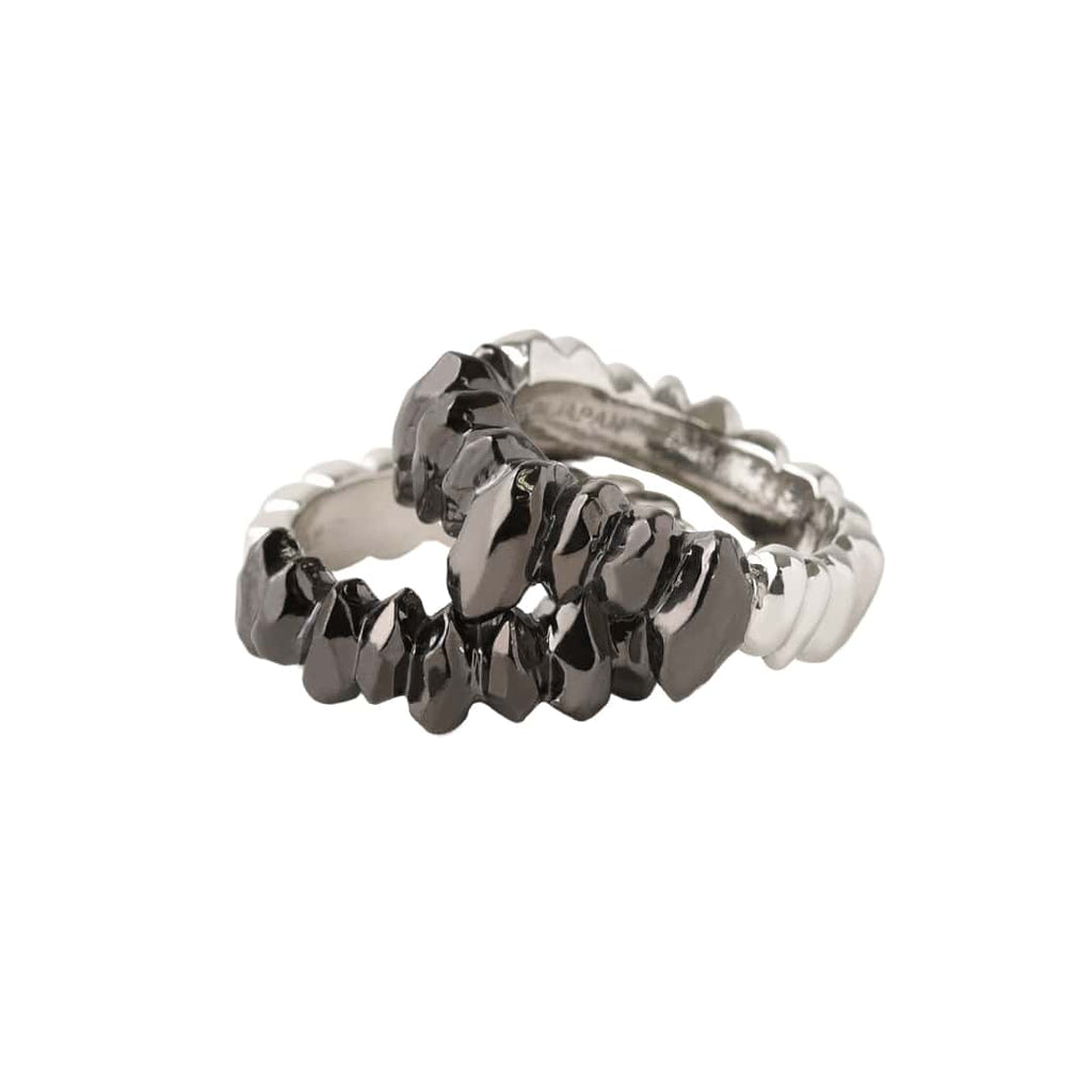 Poppy × Q-pot.】Spike Teeth Ring (Black&Silver) | Q-pot